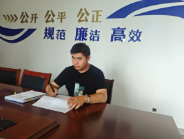 【腾博会官网头条｜员工风采】沉心耕作，自有光线——何宇辰